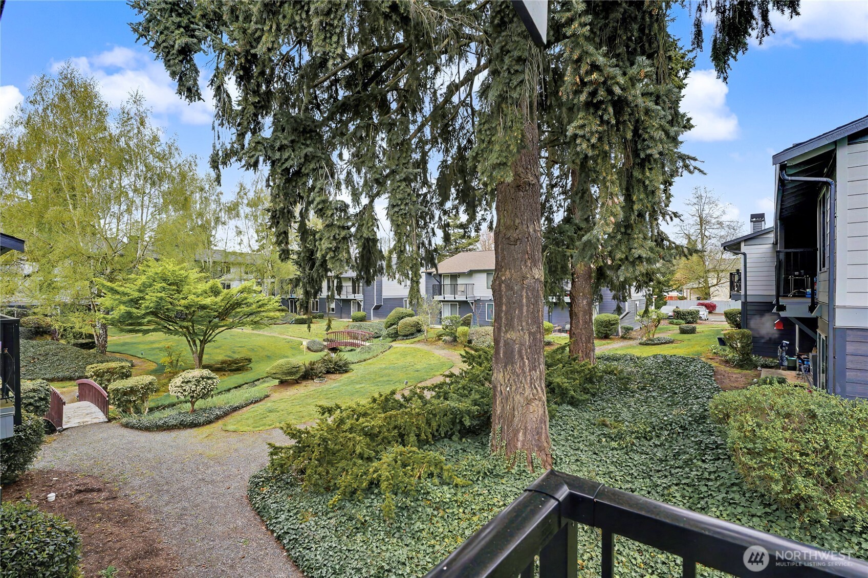 11424 SE 257th Park #D202, Kent, WA 98030