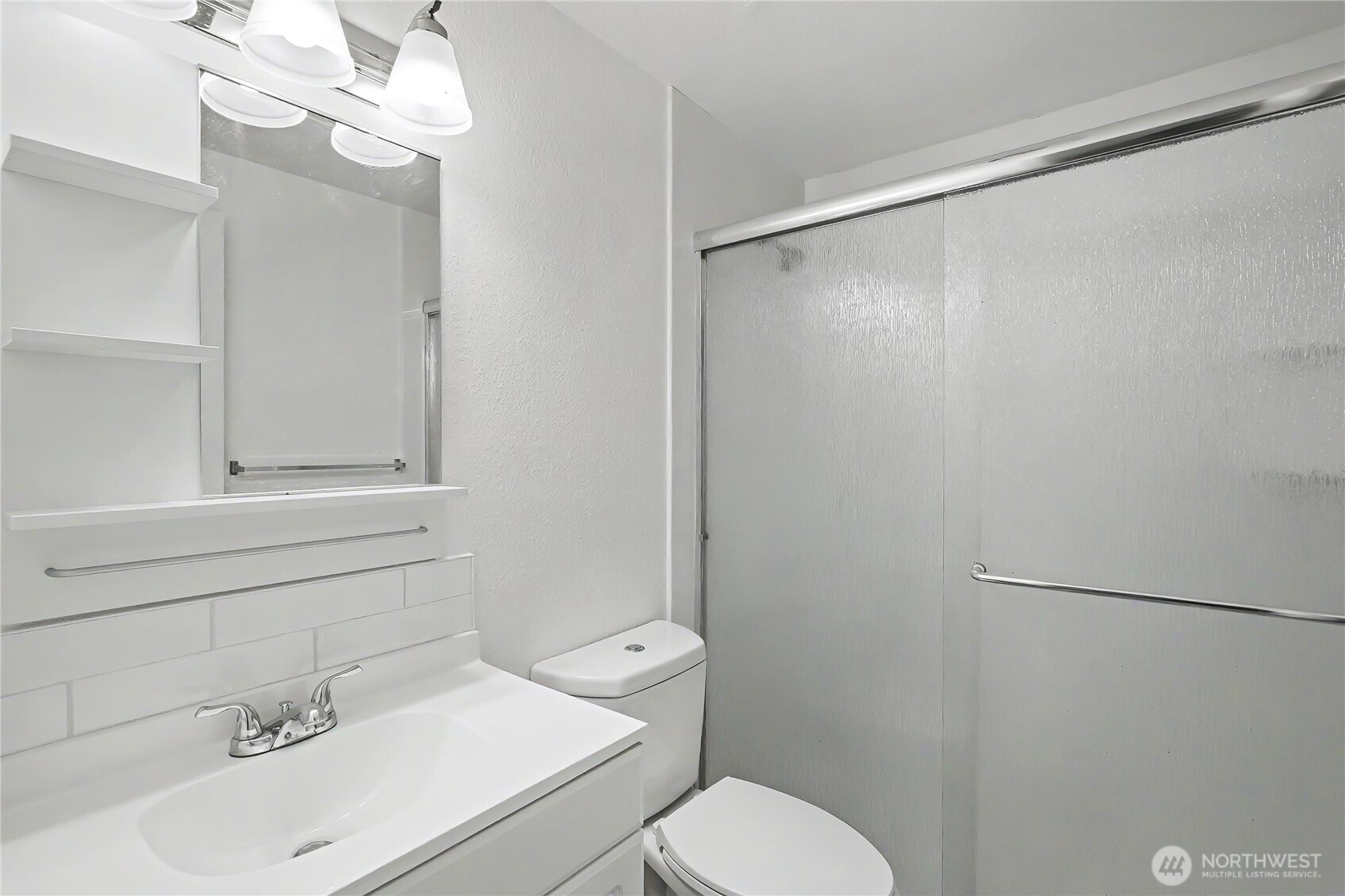 11424 SE 257th Park #D202, Kent, WA 98030