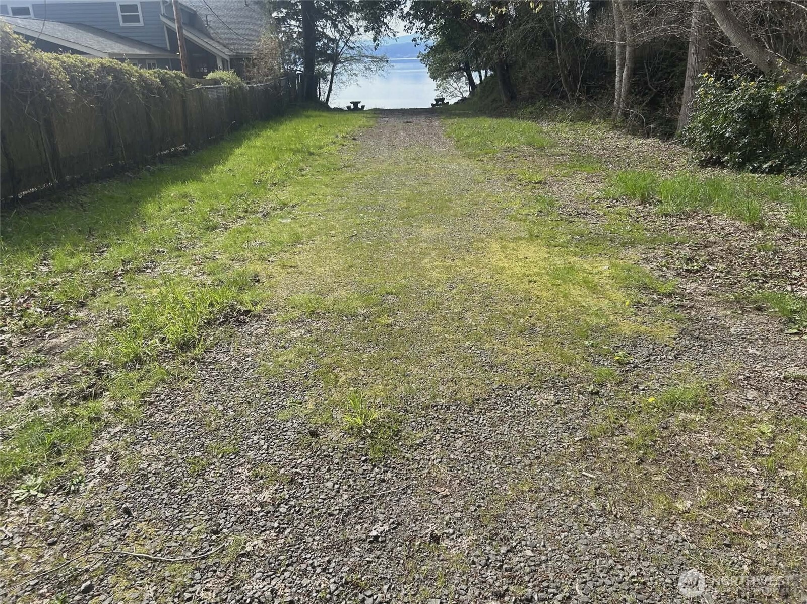 20 NE Lake Place , Tahuya, WA 98588