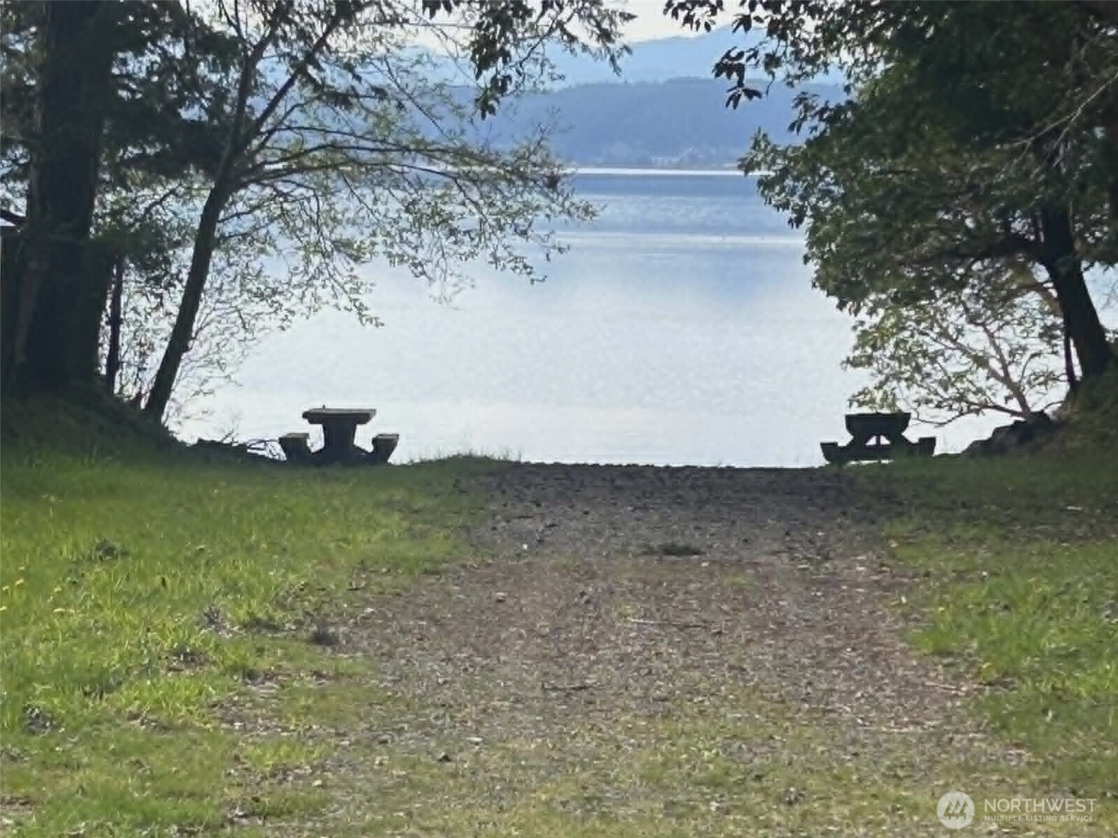 20 NE Lake Place , Tahuya, WA 98588