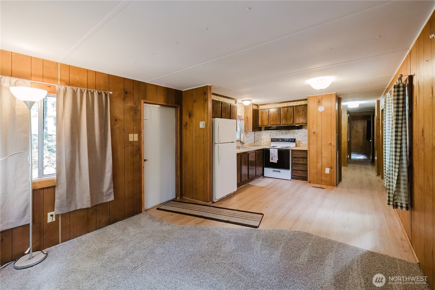 20 NE Lake Place , Tahuya, WA 98588