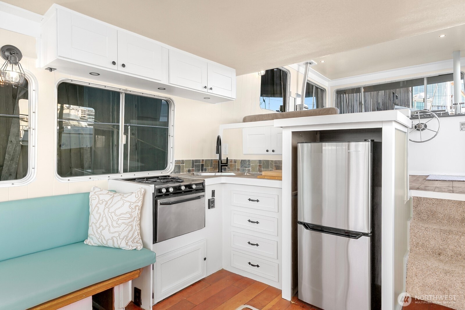 1325 Fairview Avenue N, Seattle, WA 98102