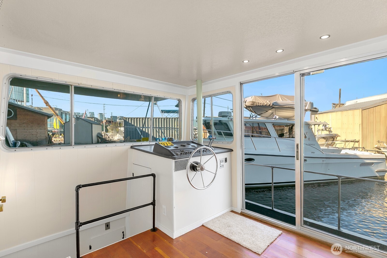 1325 Fairview Avenue N, Seattle, WA 98102