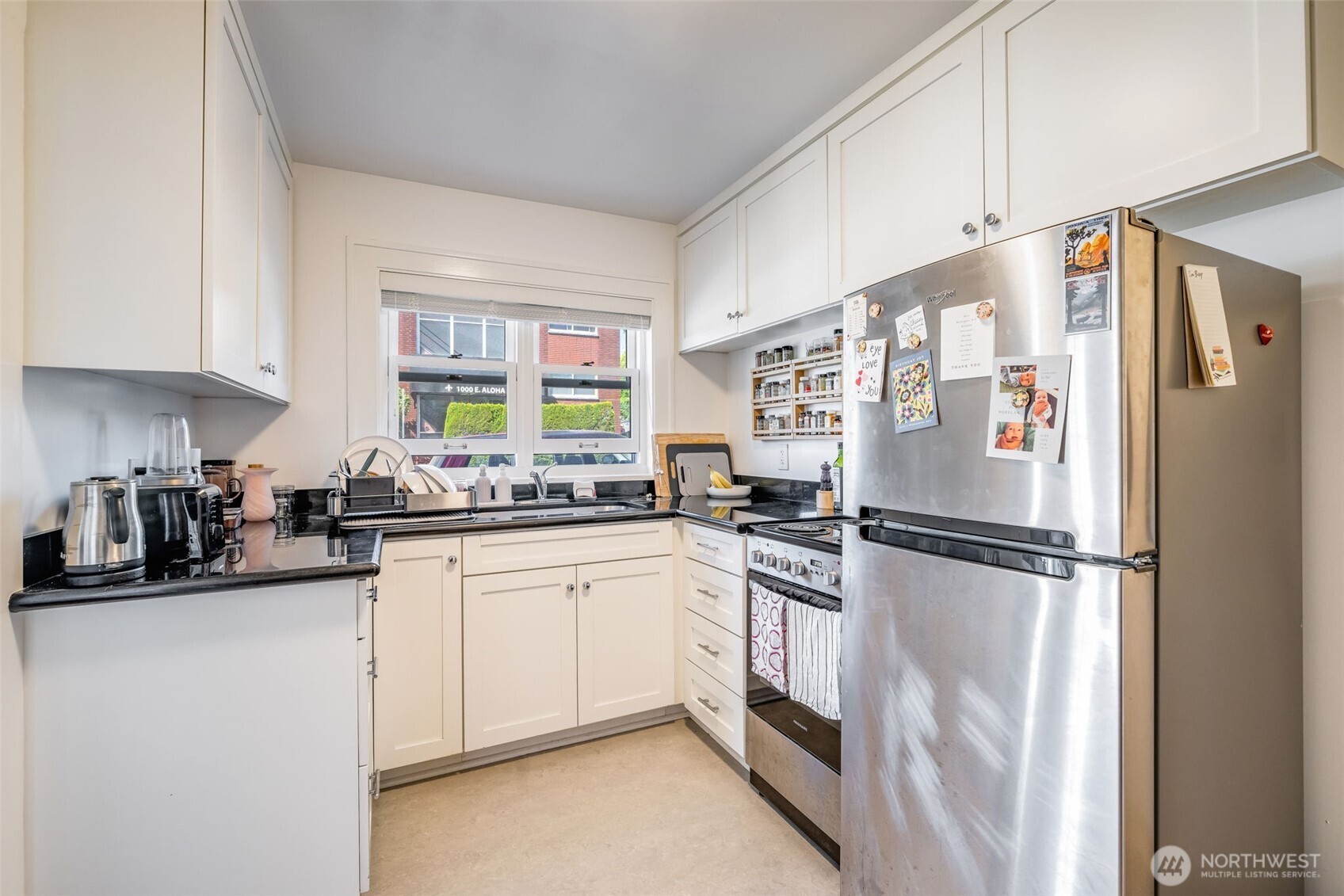 746 10th Avenue E, Seattle, WA 98102