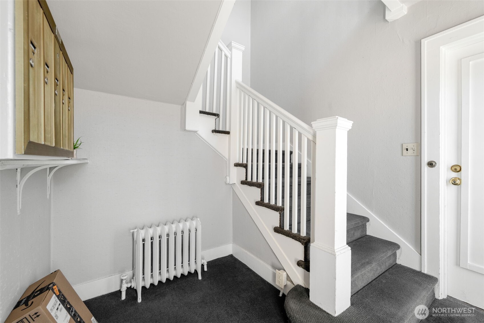 746 10th Avenue E, Seattle, WA 98102
