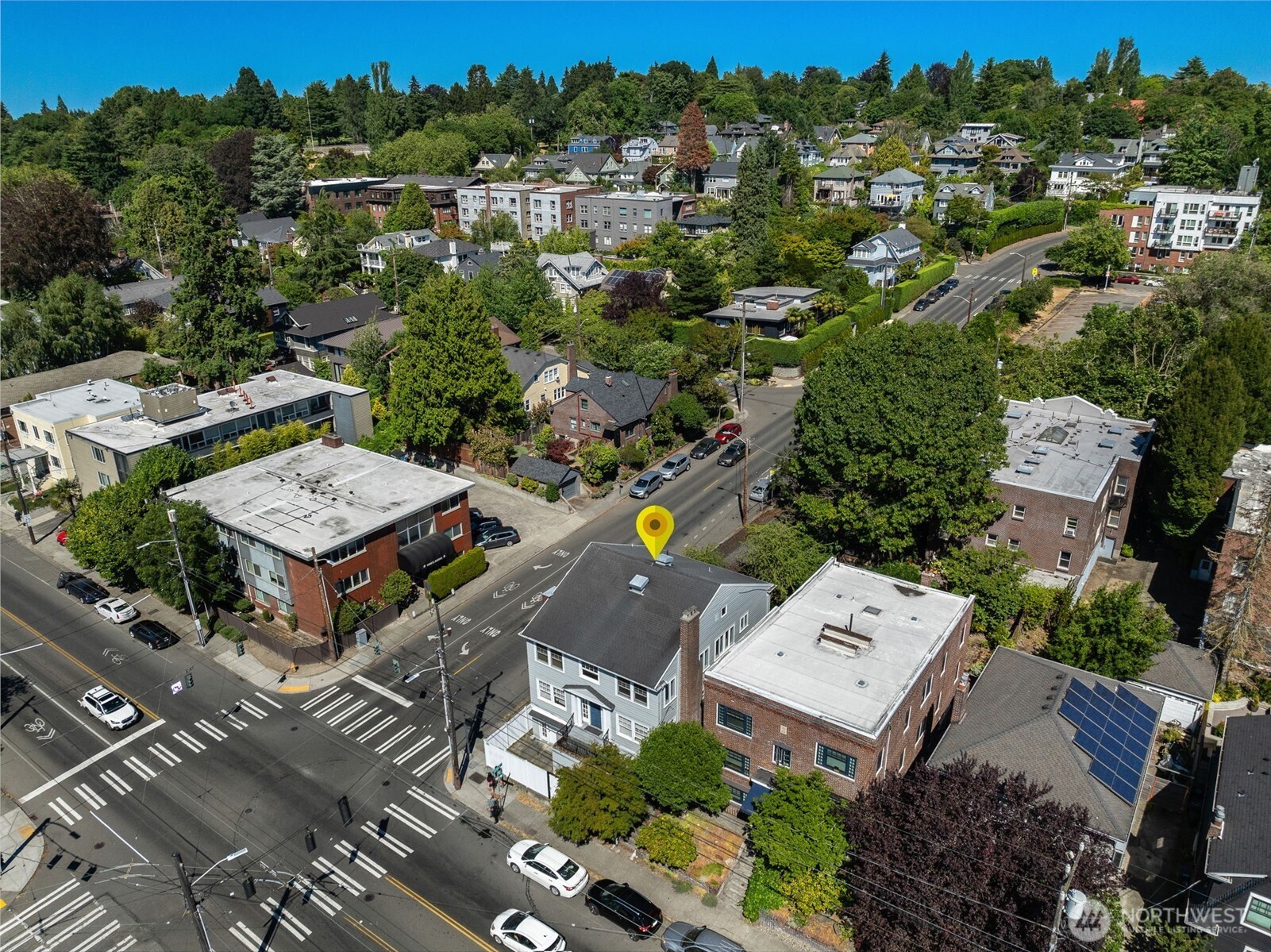 746 10th Avenue E, Seattle, WA 98102