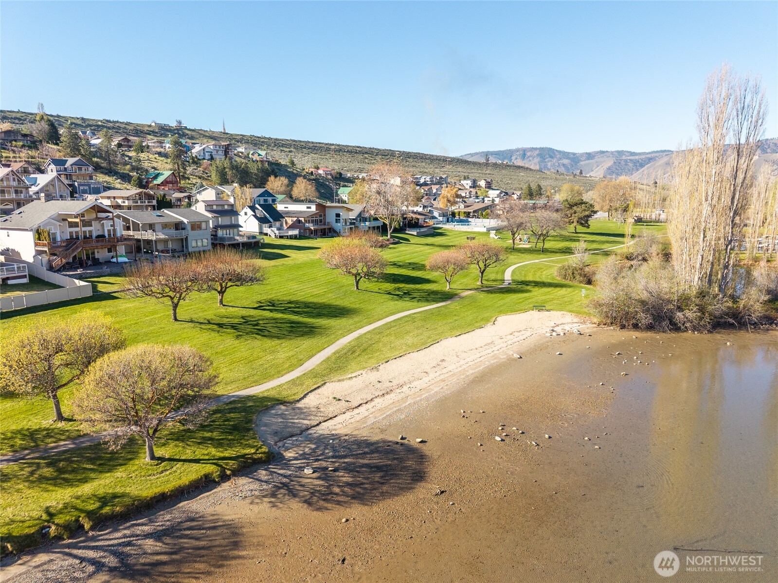 185 E Entiat Drive , Orondo, WA 98843