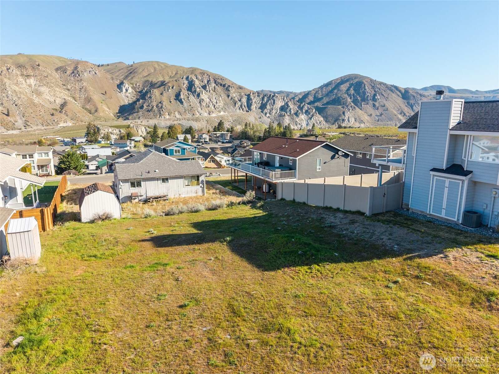 185 E Entiat Drive , Orondo, WA 98843