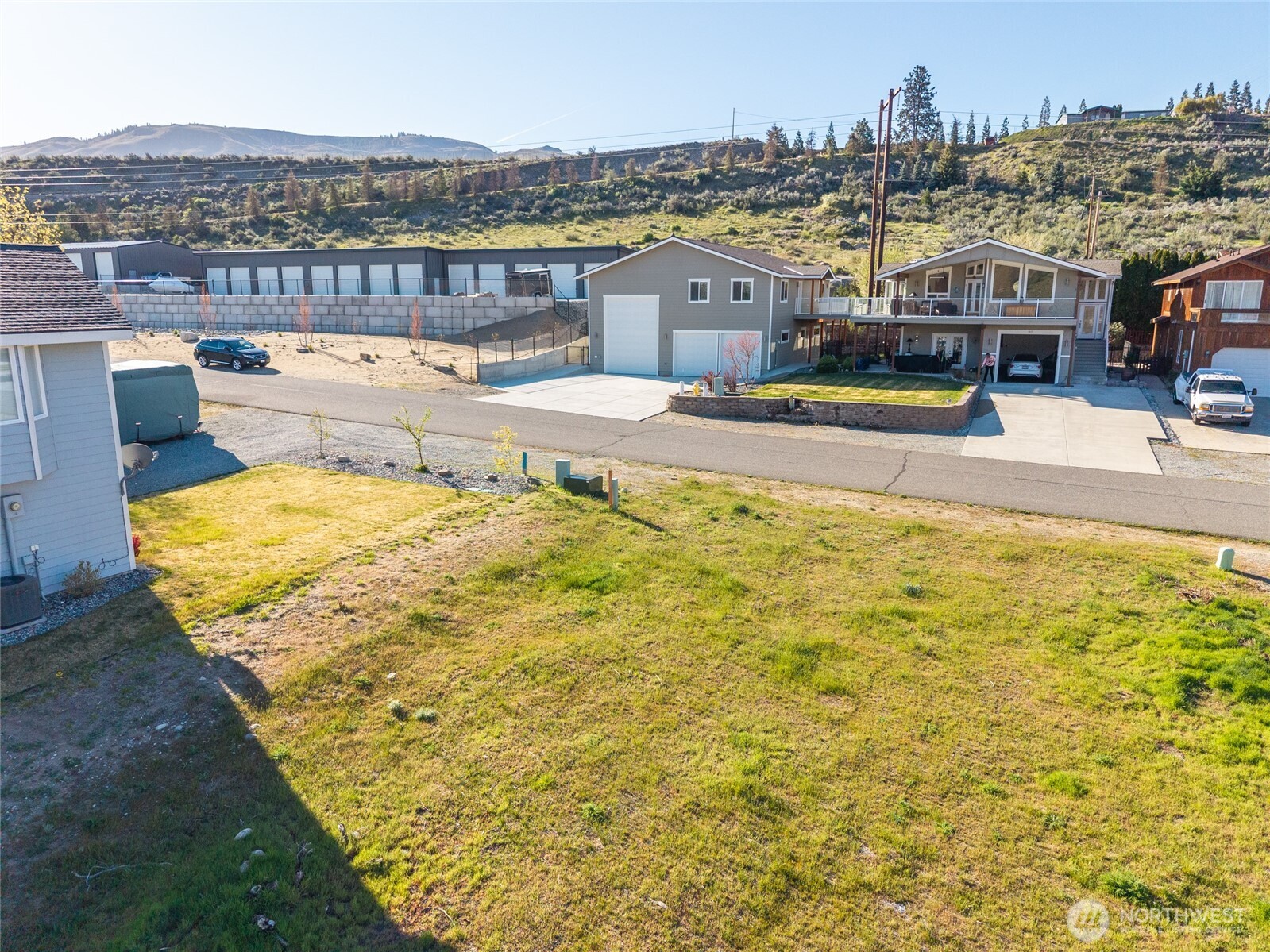 185 E Entiat Drive , Orondo, WA 98843