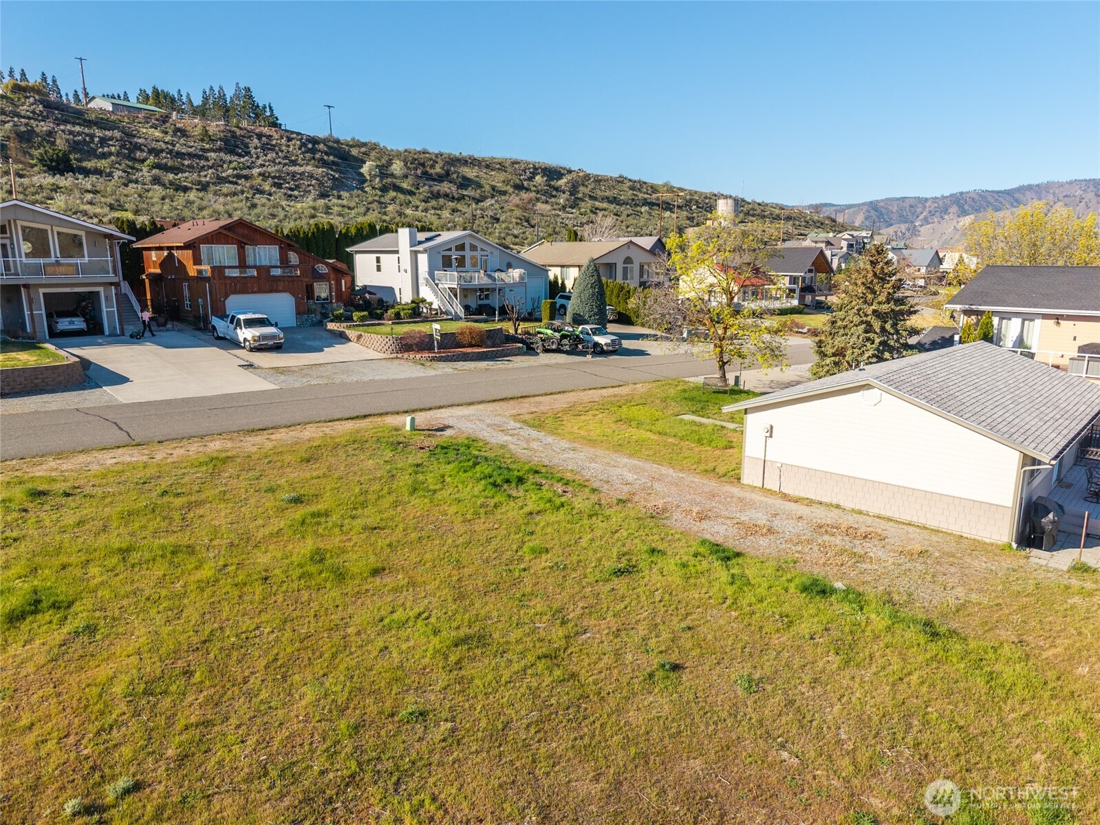 185 E Entiat Drive , Orondo, WA 98843