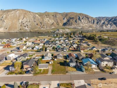 185 E Entiat Drive , Orondo, WA 98843 - Photo 9