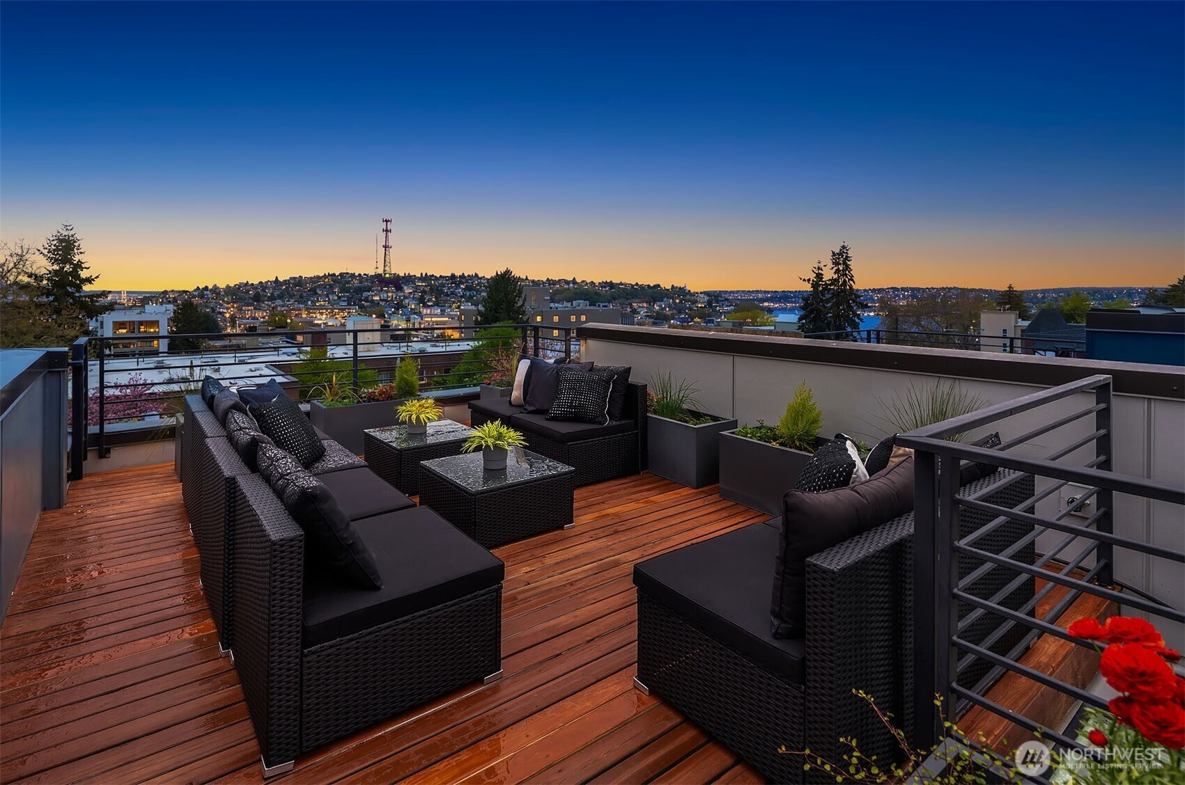 729 Belmont Avenue E, Seattle, WA 98102