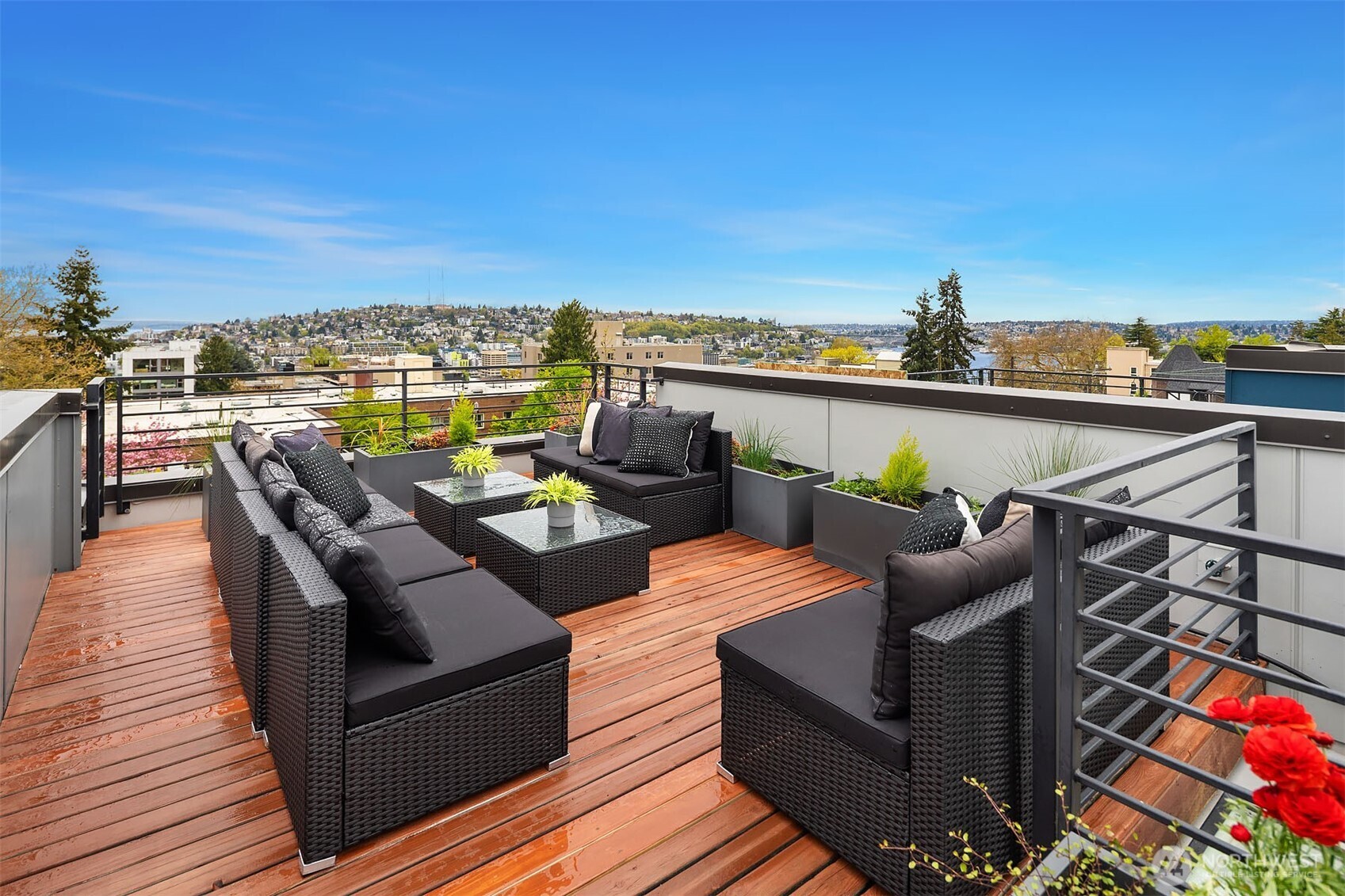 729 Belmont Avenue E, Seattle, WA 98102