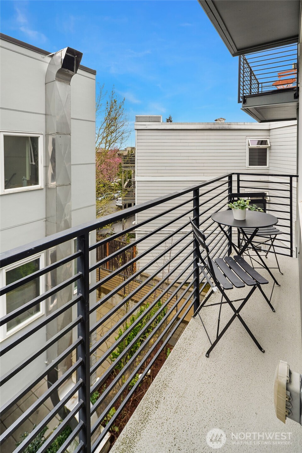 729 Belmont Avenue E, Seattle, WA 98102