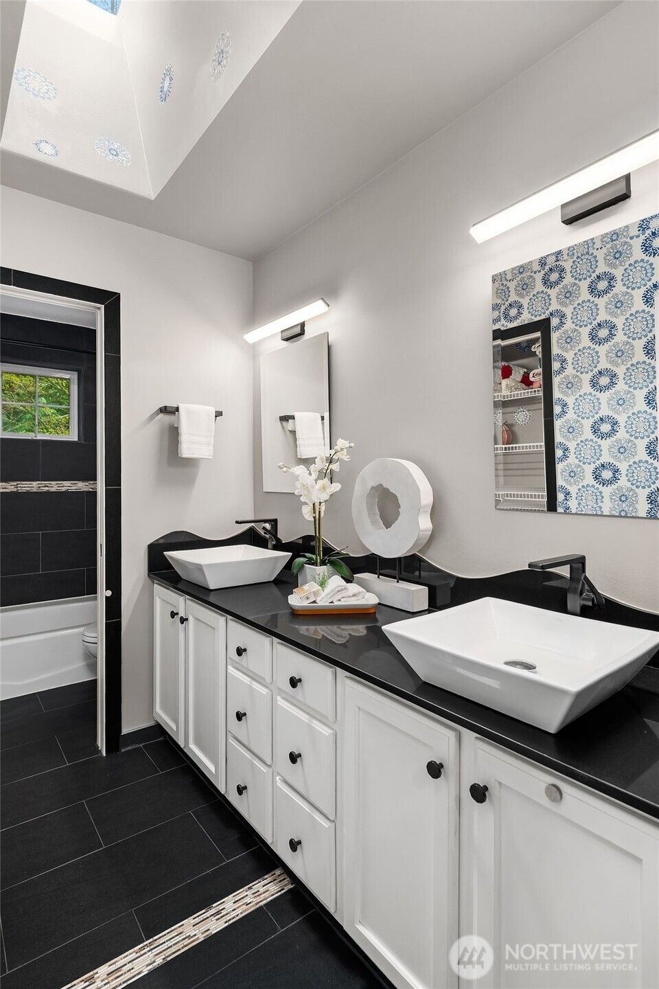 6513 126th Avenue NE, Kirkland, WA 98033