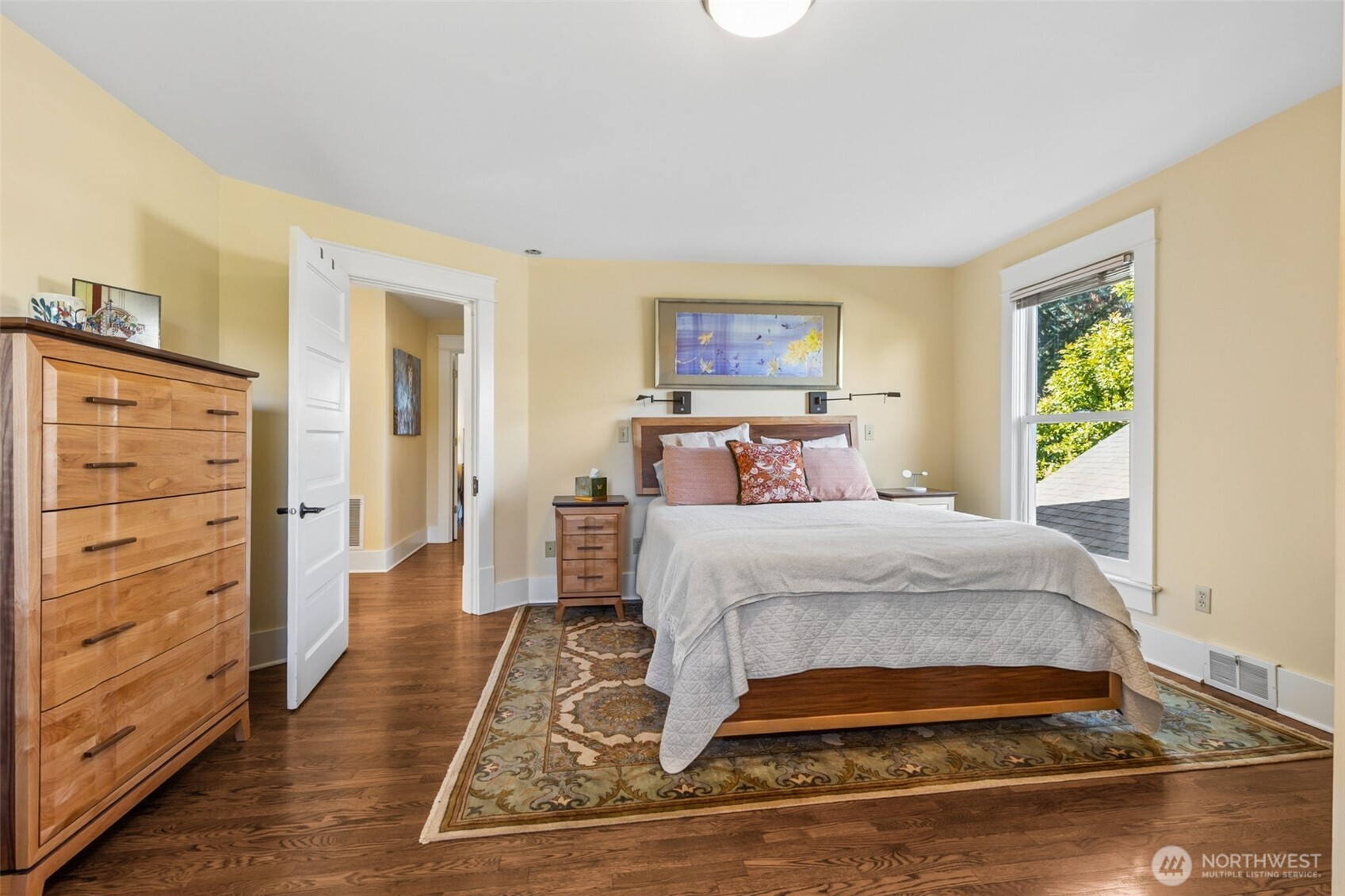 1923 Water Street SW, Olympia, WA 98501