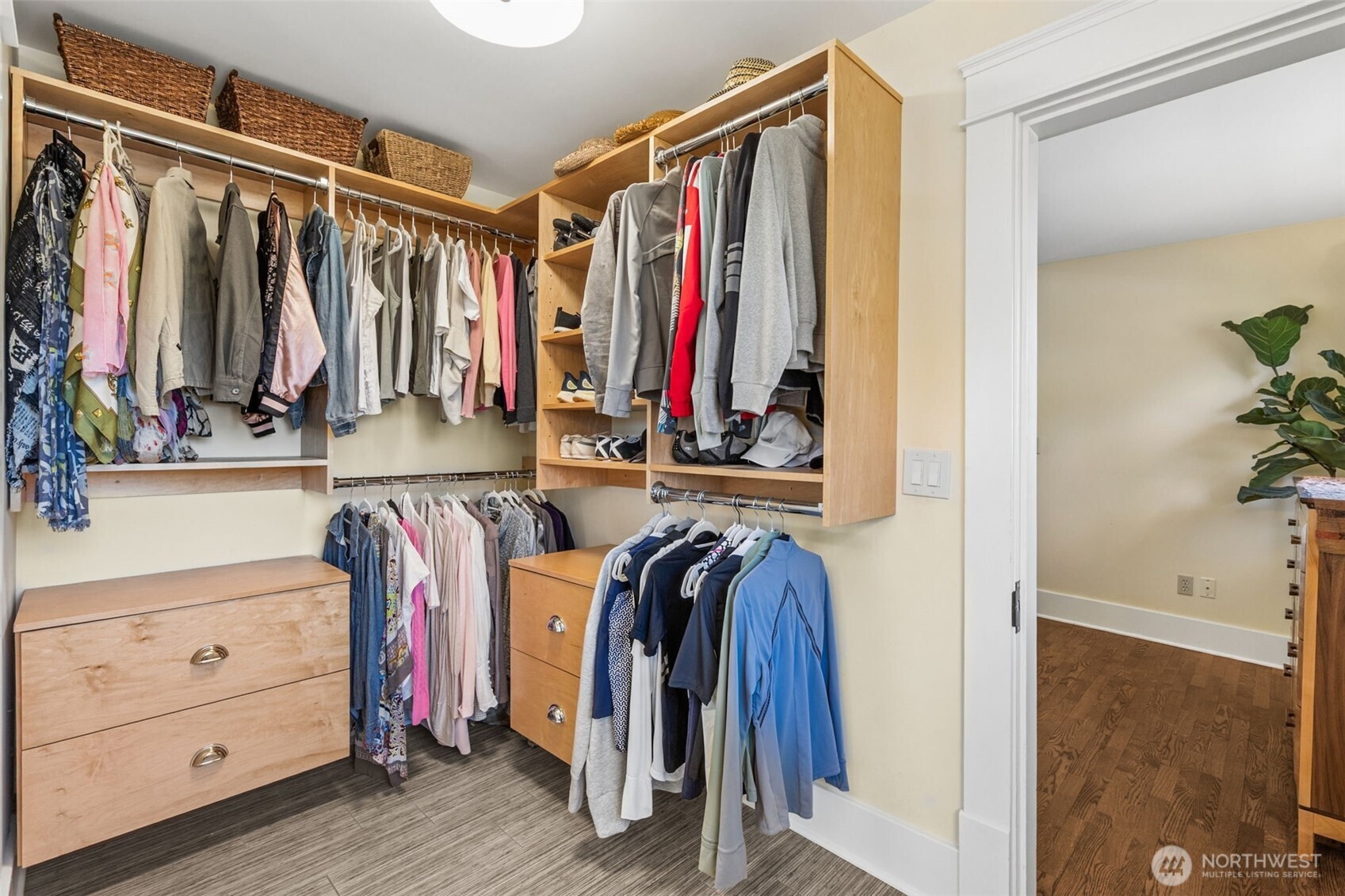 1923 Water Street SW, Olympia, WA 98501