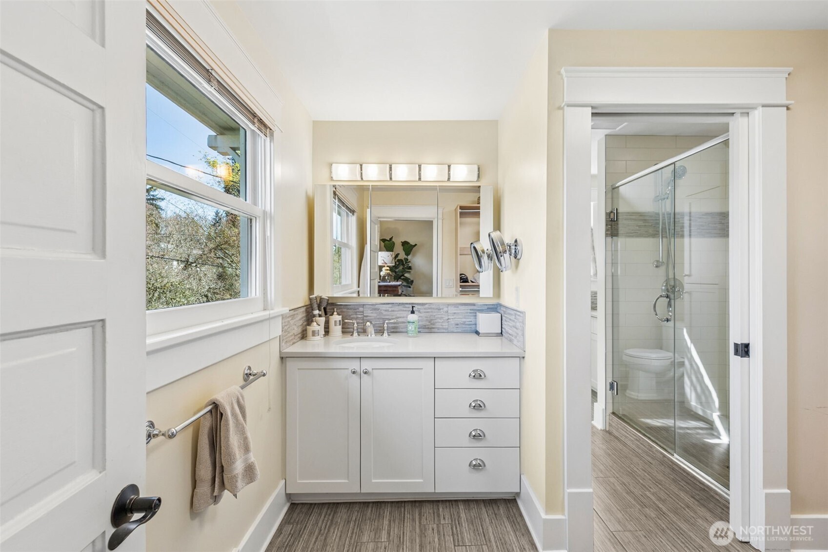 1923 Water Street SW, Olympia, WA 98501