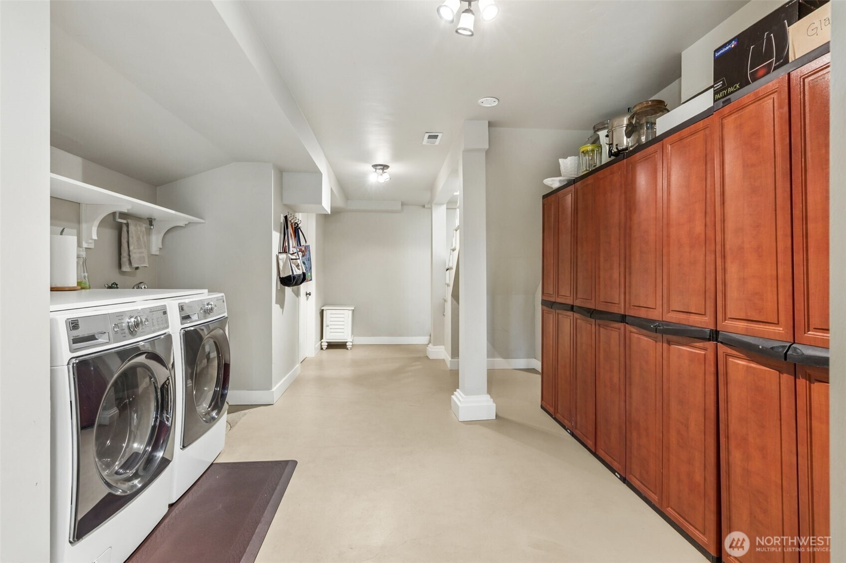 1923 Water Street SW, Olympia, WA 98501