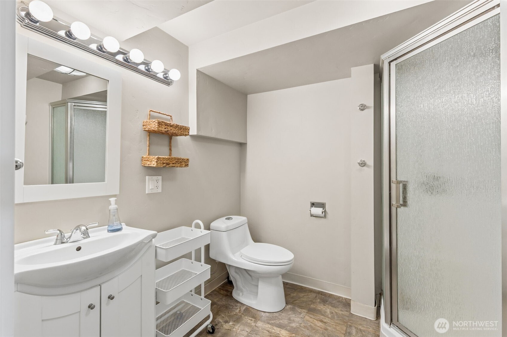 1923 Water Street SW, Olympia, WA 98501