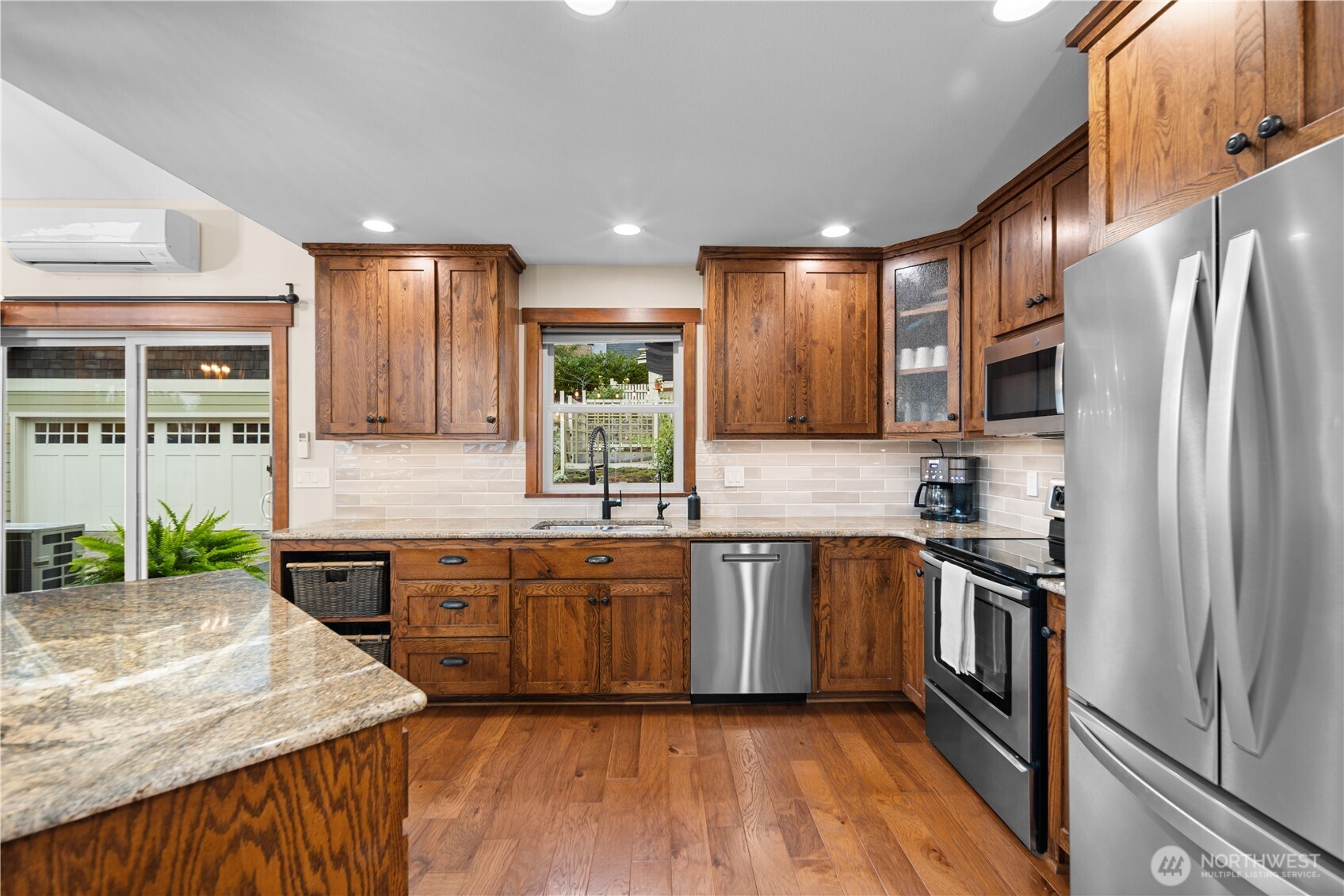 375 Glengarry Drive , Camano Island, WA 98282