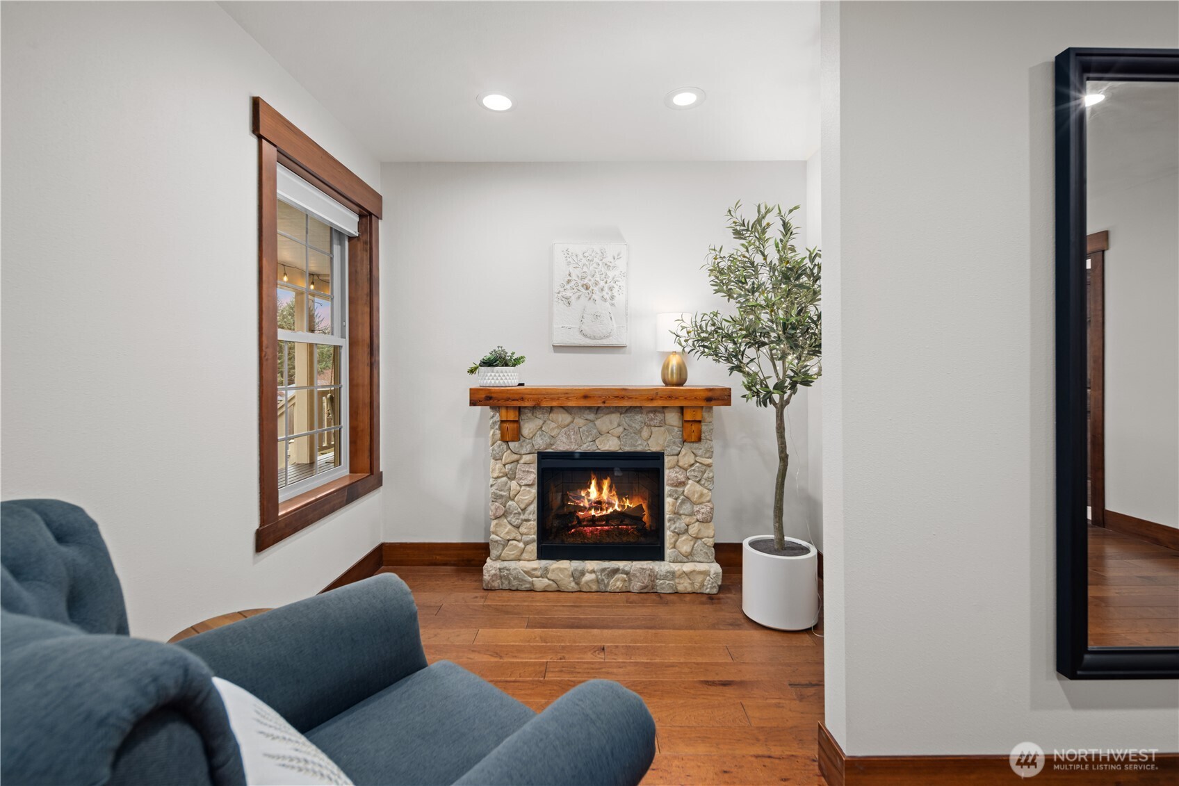 375 Glengarry Drive , Camano Island, WA 98282