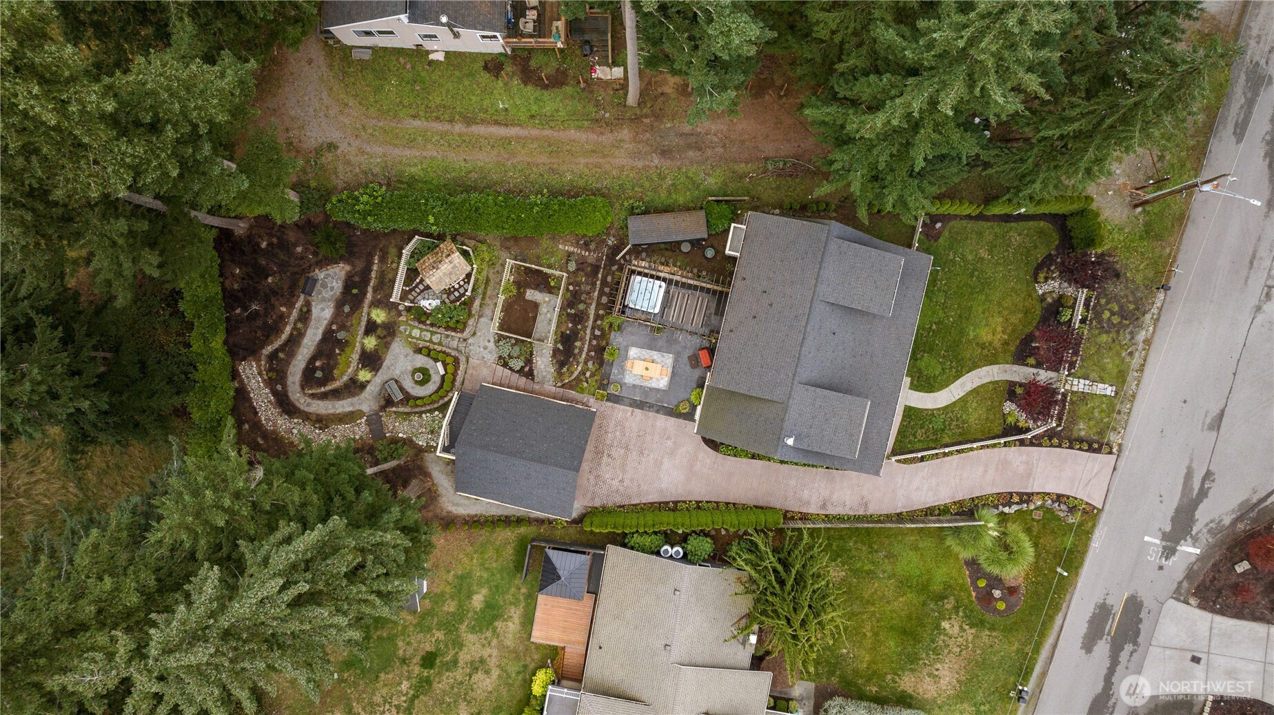 375 Glengarry Drive , Camano Island, WA 98282