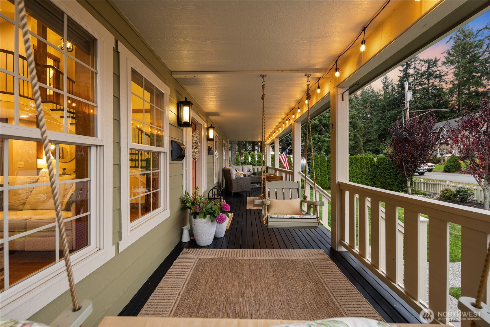 375 Glengarry Drive , Camano Island, WA 98282