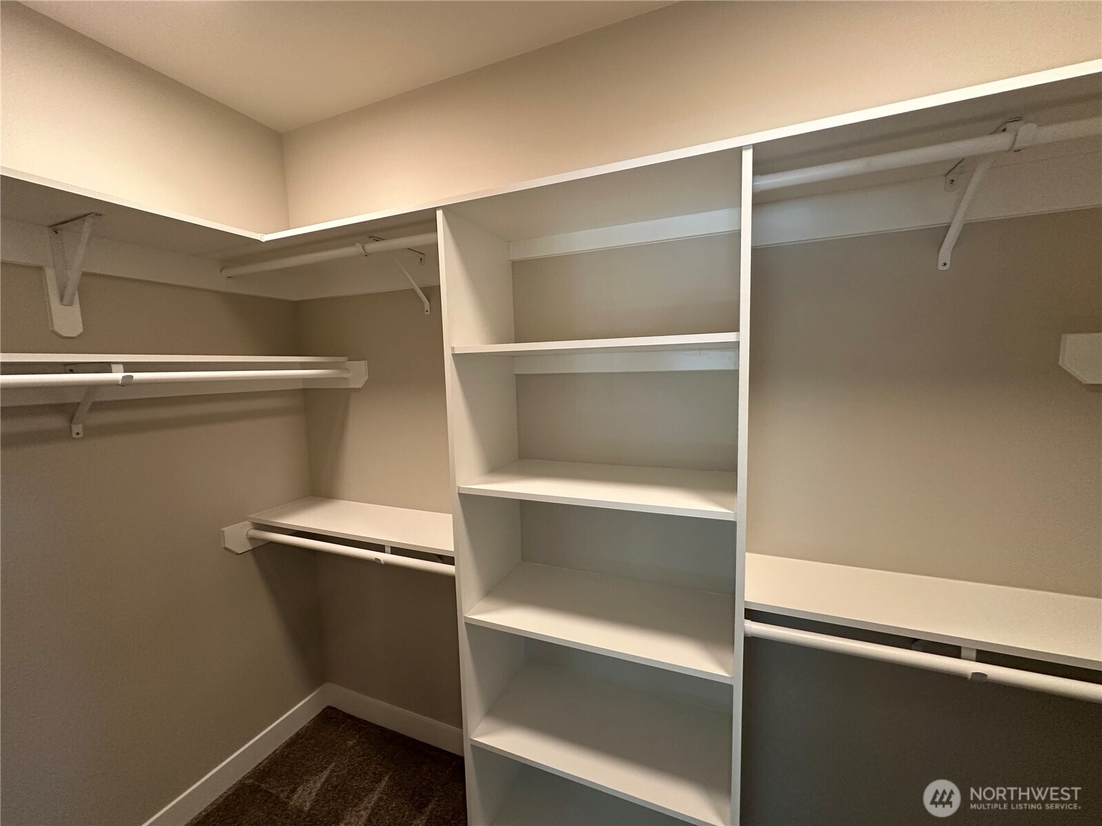 6841 Kyodi Court SE, Tumwater, WA 98501