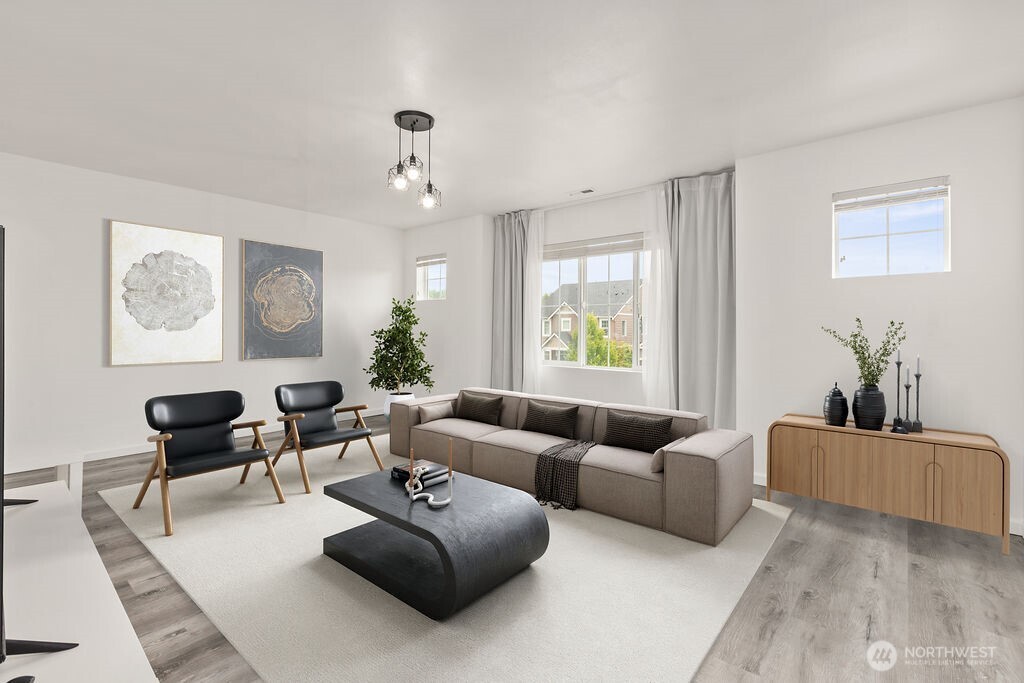 1210 29th Street NW, Puyallup, WA 98371