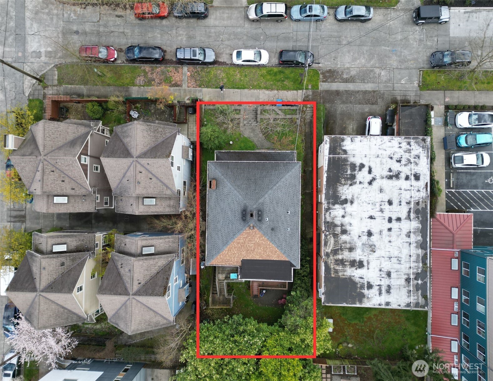 807 N 49th Street , Seattle, WA 98103