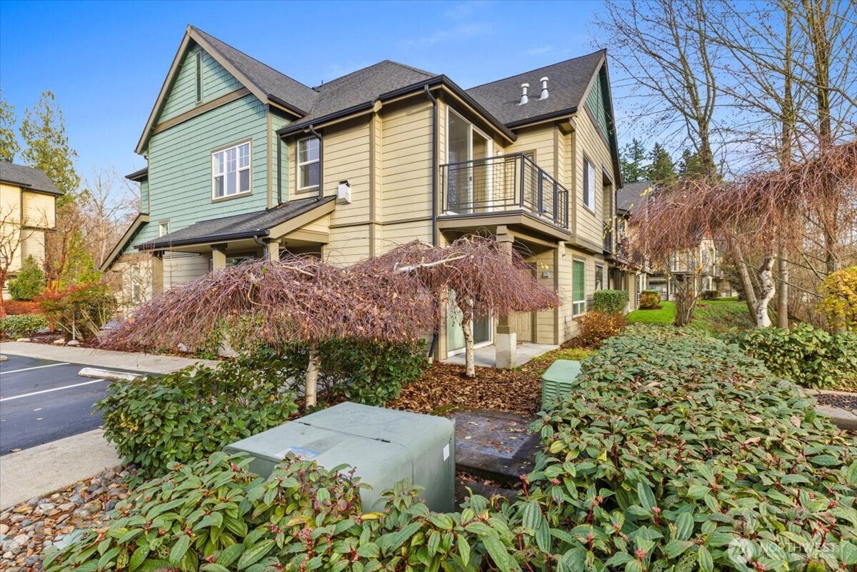 19102 20th Drive SE #B206, Bothell, WA 98012