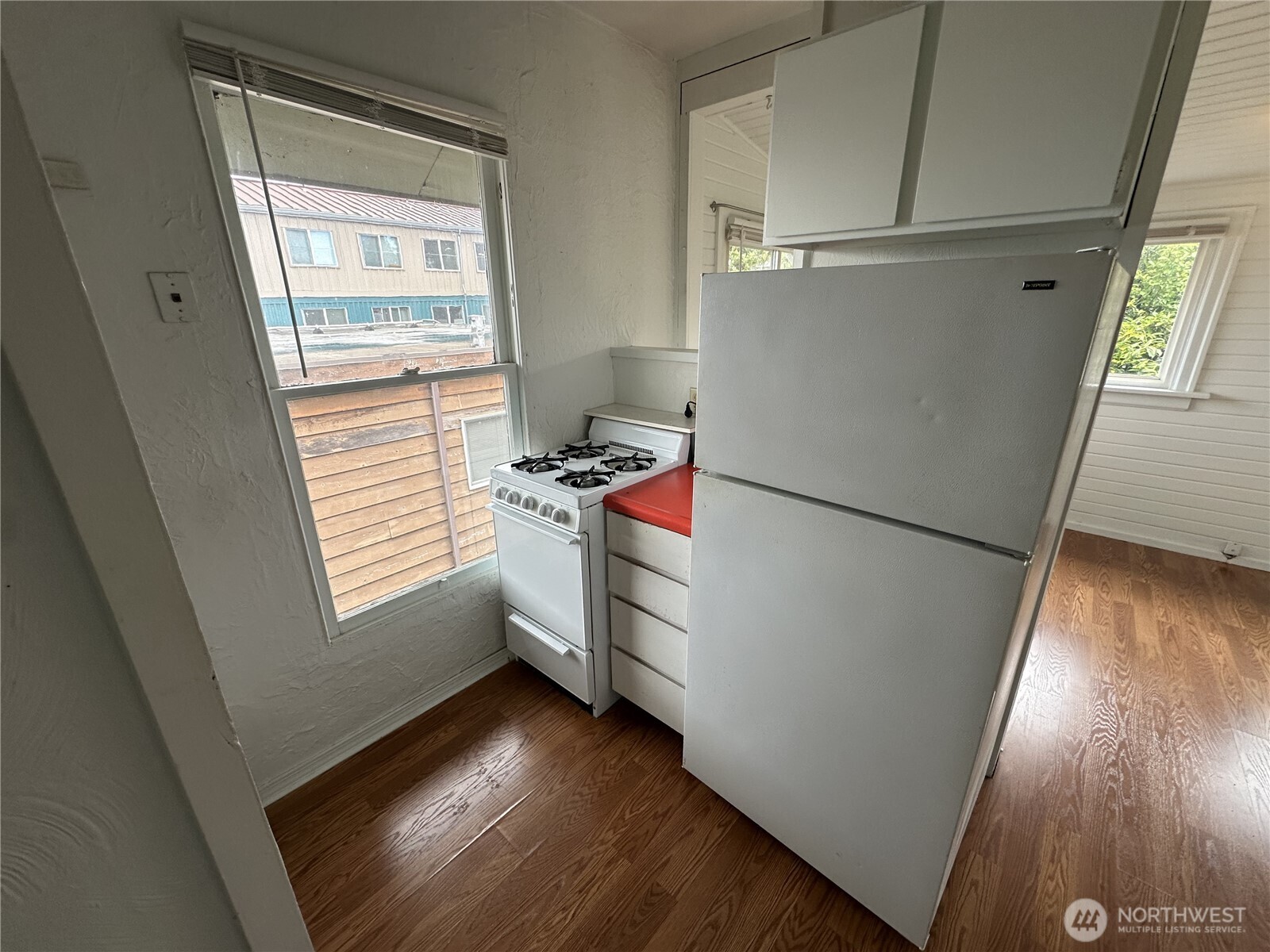 807 N 49th Street , Seattle, WA 98103