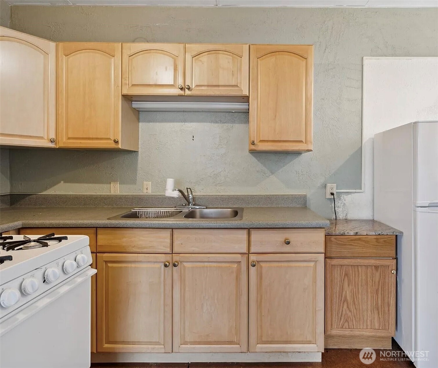 807 N 49th Street , Seattle, WA 98103