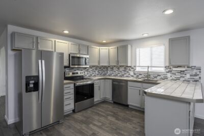 1516 S Husky Dr , Moses Lake, WA 98837 - Photo 13