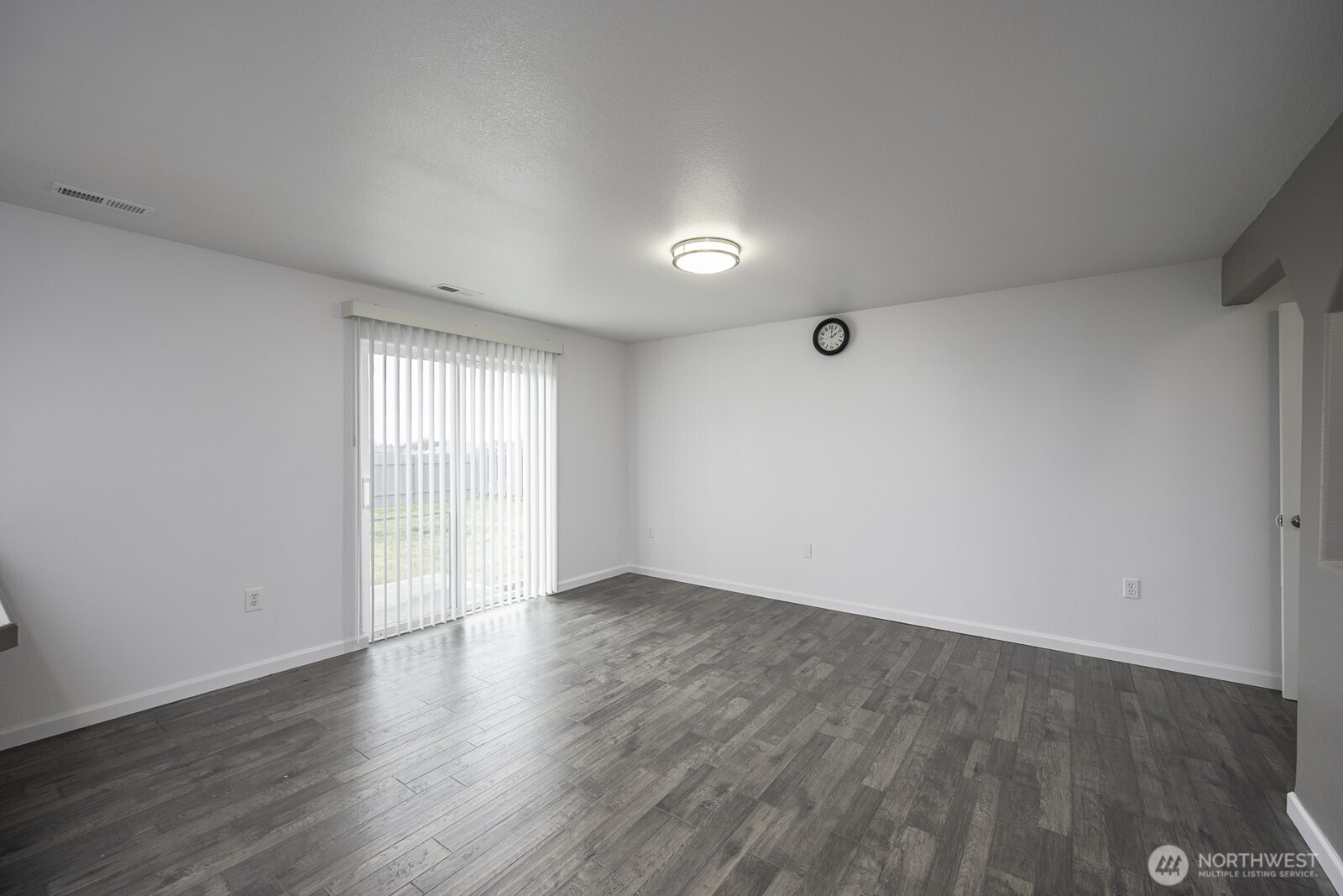 1516 S Husky Dr , Moses Lake, WA 98837