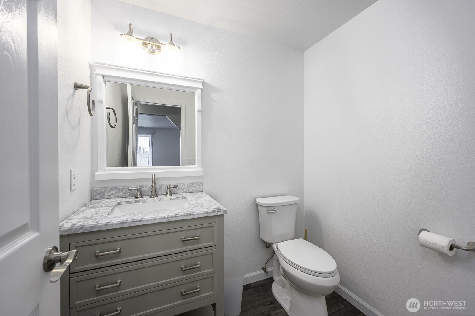 1516 S Husky Dr , Moses Lake, WA 98837