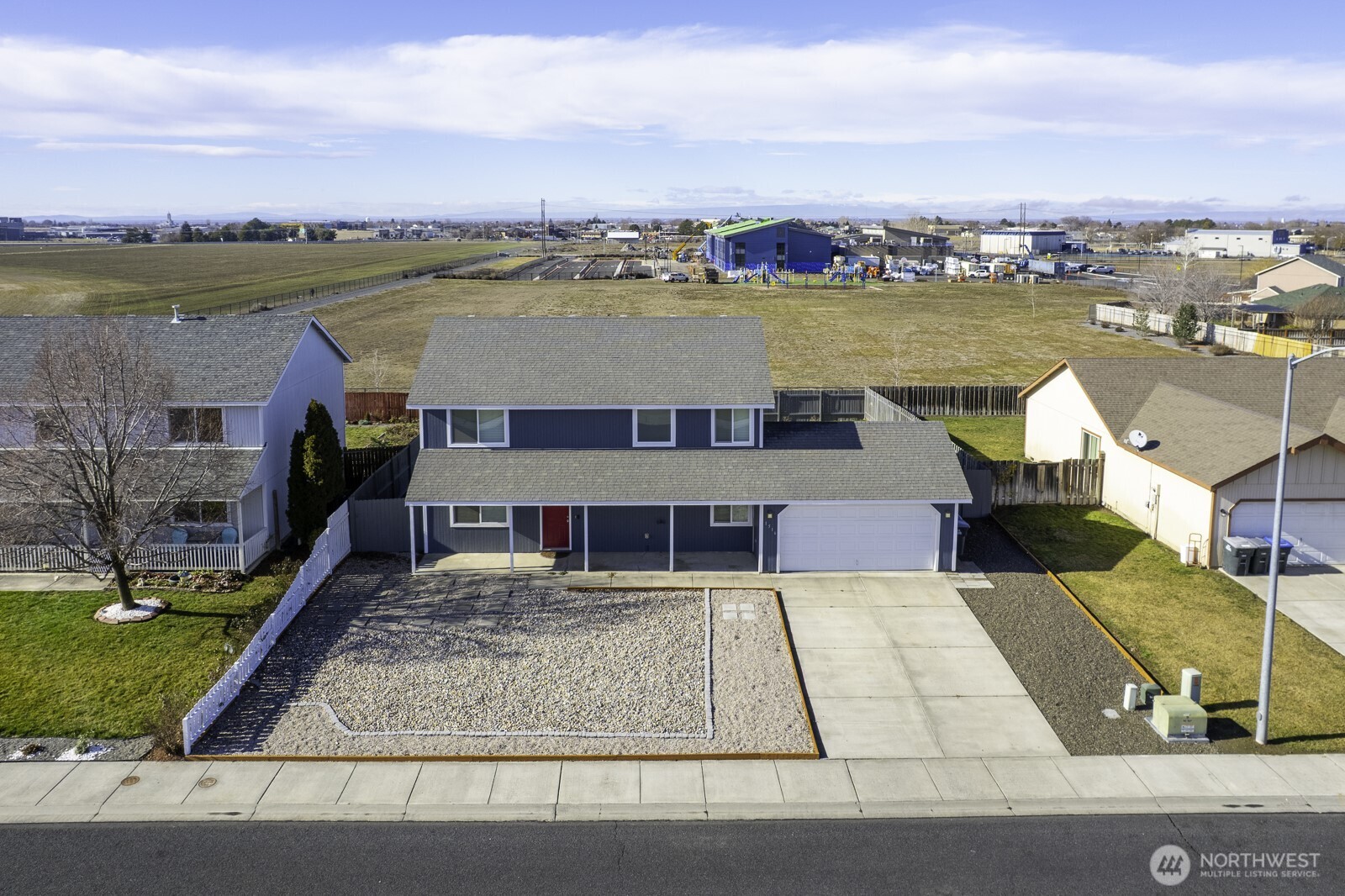 1516 S Husky Dr , Moses Lake, WA 98837