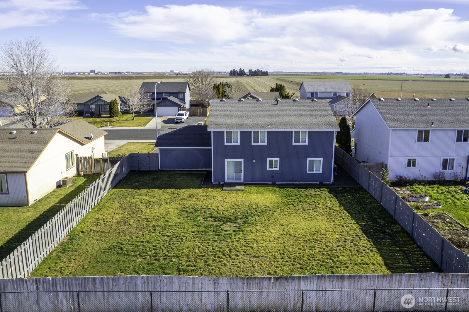 1516 S Husky Dr , Moses Lake, WA 98837