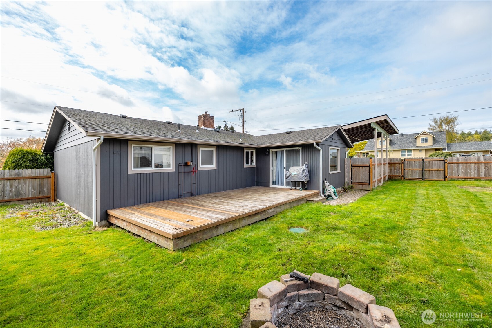 20181 Lafayette Road , Burlington, WA 98233-1575