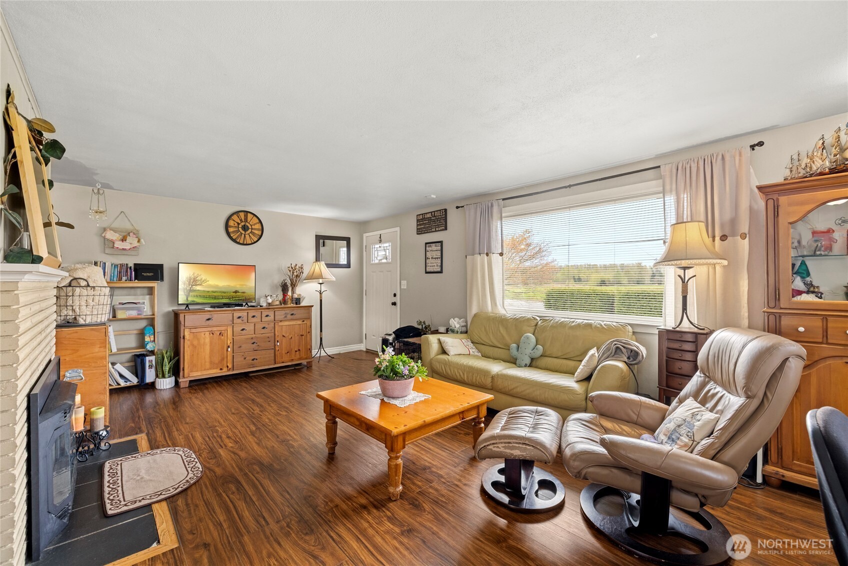 20181 Lafayette Road , Burlington, WA 98233-1575