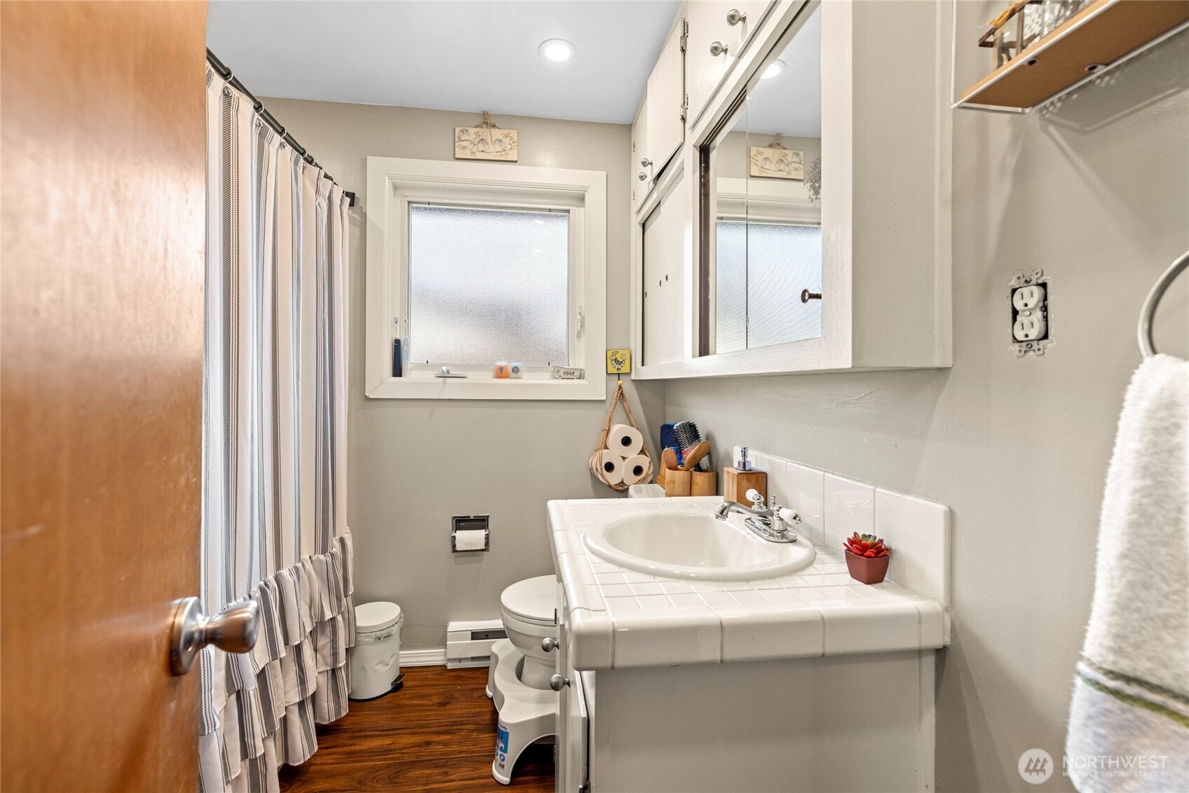 20181 Lafayette Road , Burlington, WA 98233-1575