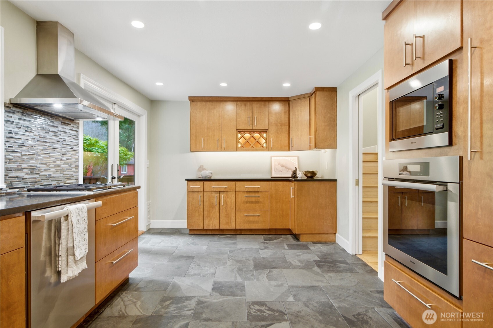 15237 SE 48th Drive , Bellevue, WA 98006