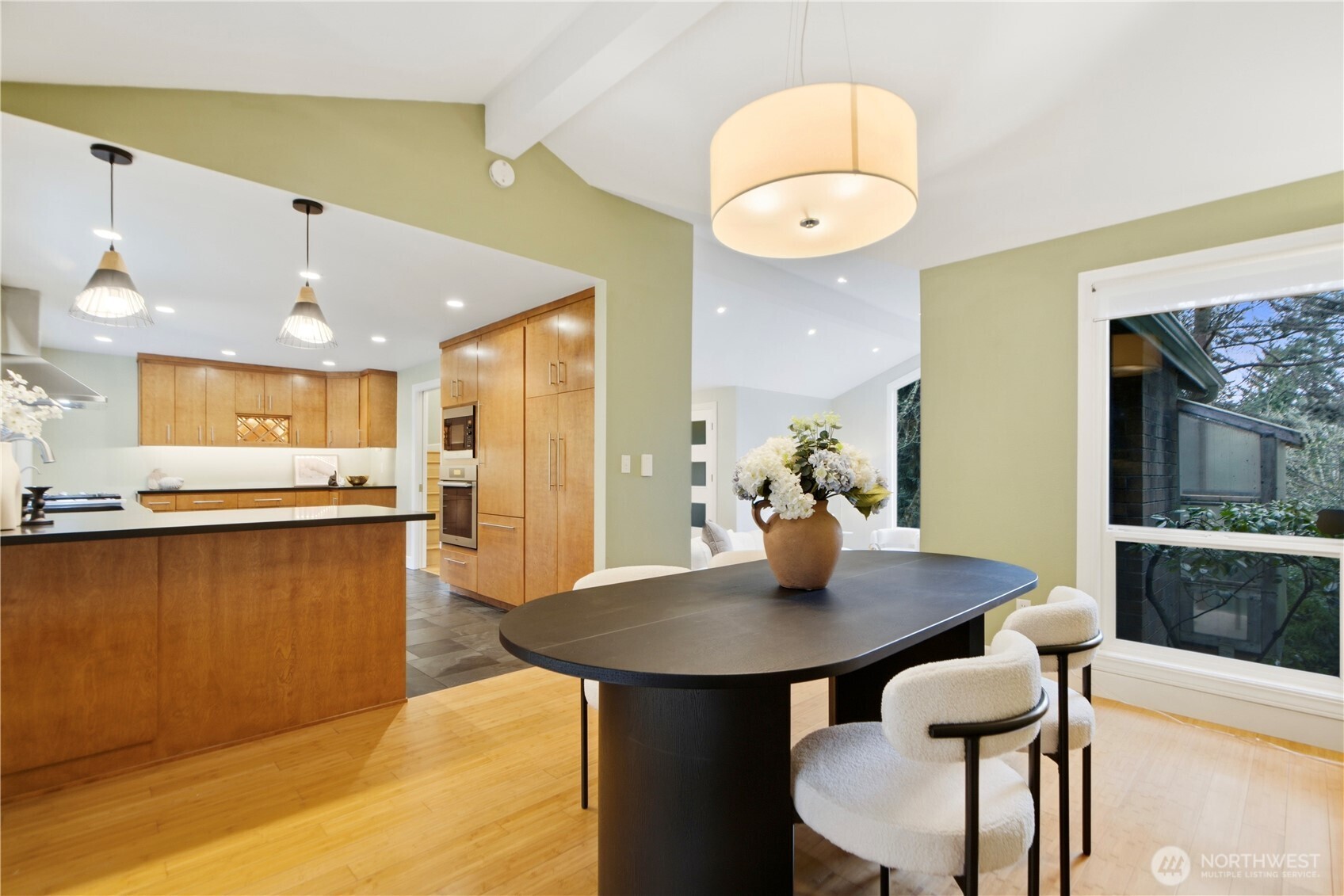 15237 SE 48th Drive , Bellevue, WA 98006