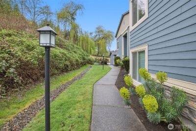 11901 93rd Avenue NE #B-108, Kirkland, WA 98034
