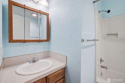 11901 93rd Avenue NE #B-108, Kirkland, WA 98034 - Photo 14
