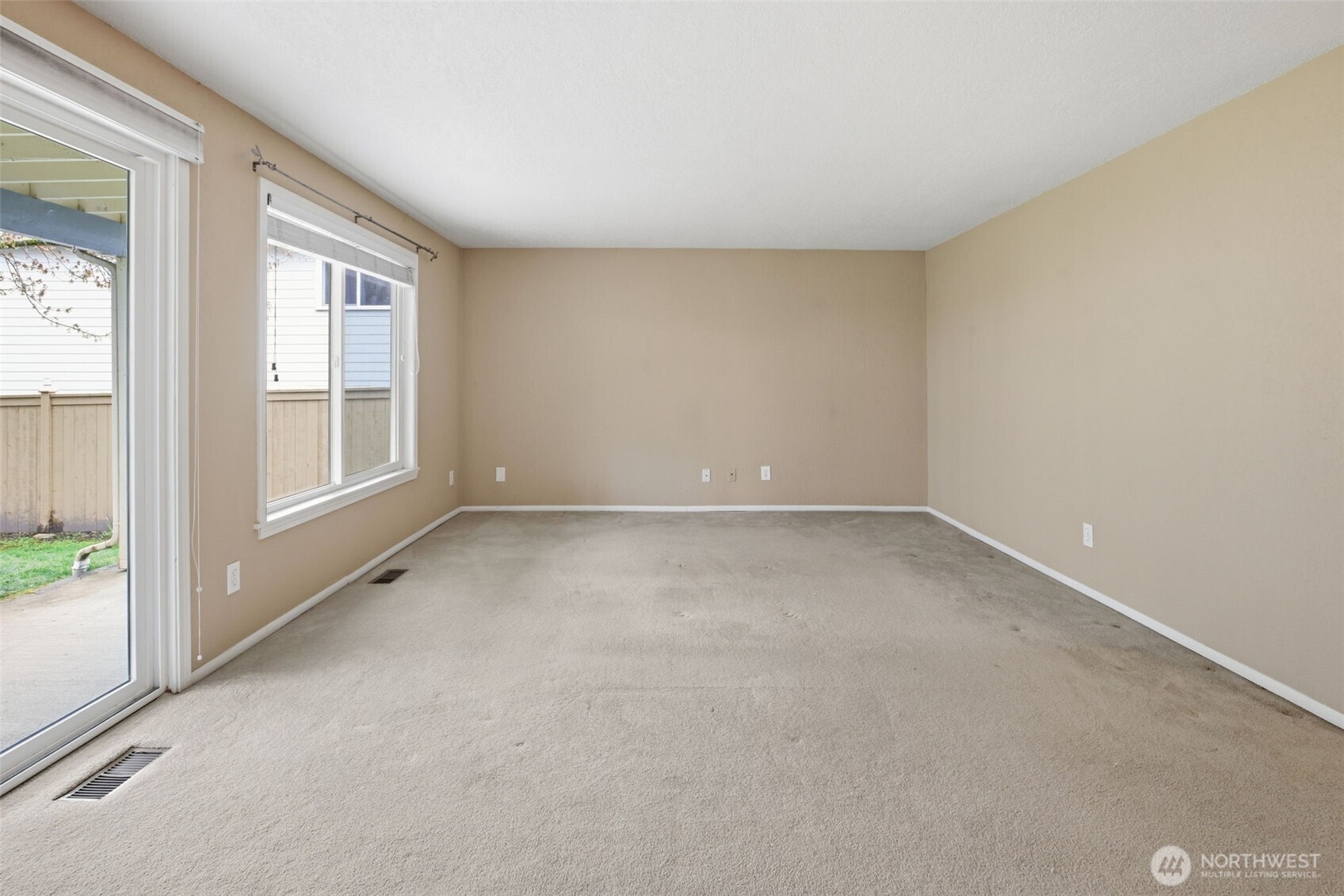 11901 93rd Avenue NE #B-108, Kirkland, WA 98034