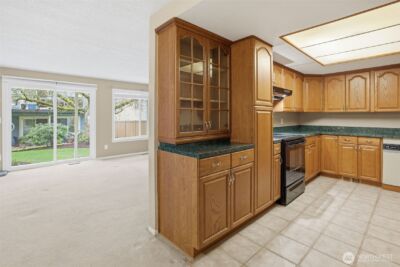 11901 93rd Avenue NE #B-108, Kirkland, WA 98034 - Photo 22
