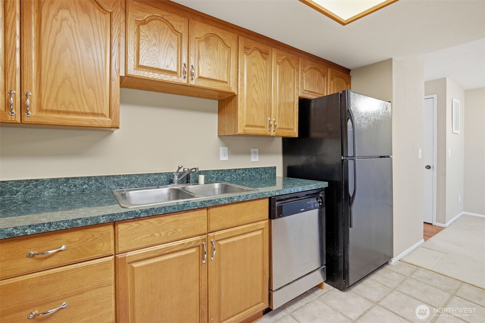 11901 93rd Avenue NE #B-108, Kirkland, WA 98034