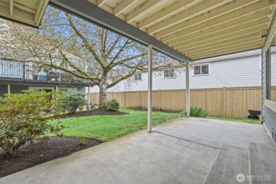 11901 93rd Avenue NE #B-108, Kirkland, WA 98034 - Photo 30